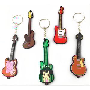 מחזיק מפתחות גיטרה ייחודי ושיקי