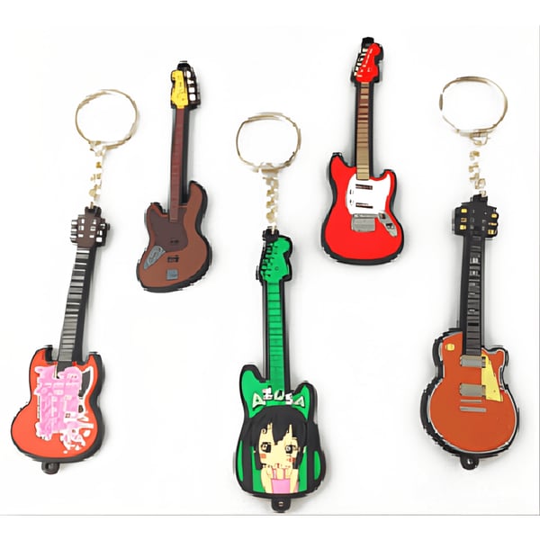מחזיק מפתחות גיטרה ייחודי ושיקי