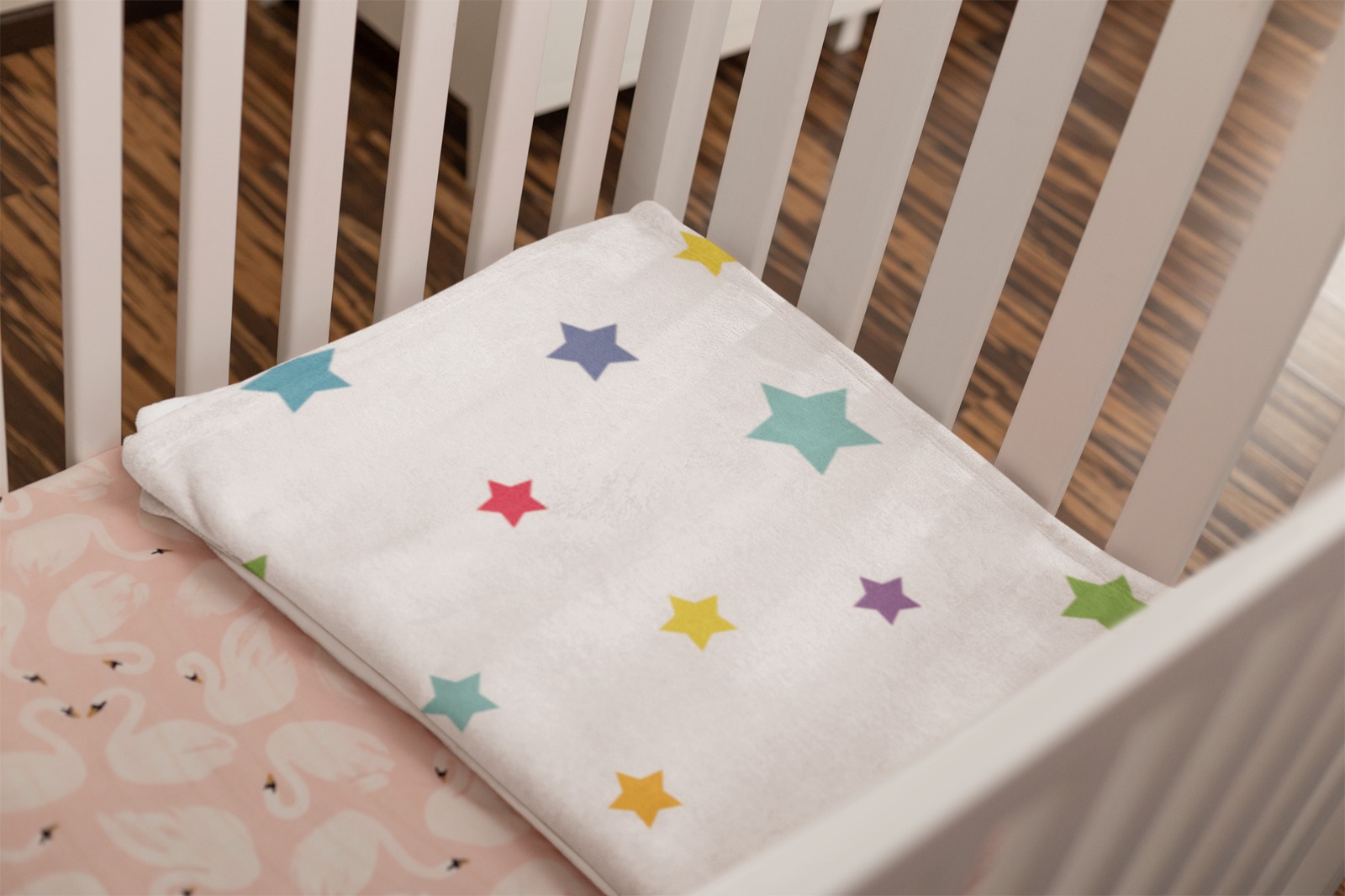 שמיכת פליז צבעונית למיטת תינוק - 70x70 ס"מ