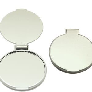 מראה קטנה - מתנה עסקית מיוחדת