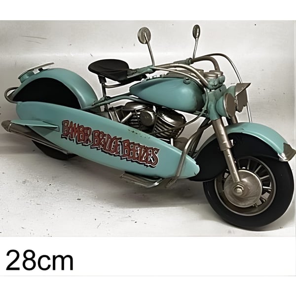 אופנוע ספורט תכלת עם גלשן משולב