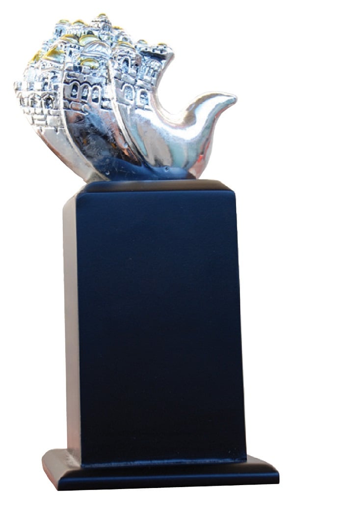 מעמד יונה של ירושלים - מתנה בלתי נשכחת