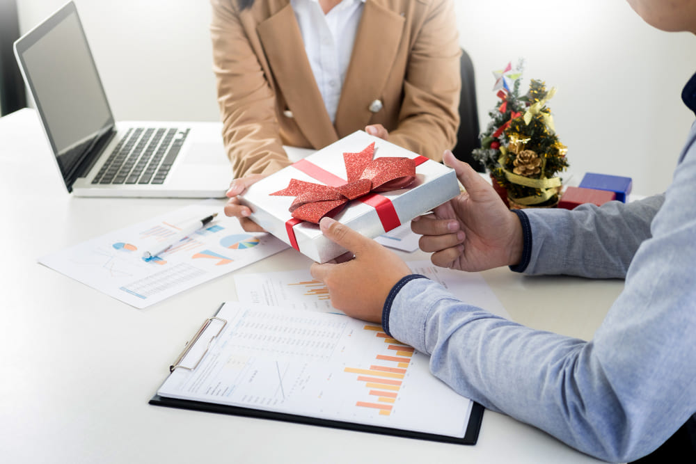Employee Gifts During Transitions: Promotions, Role Changes and New Challenges