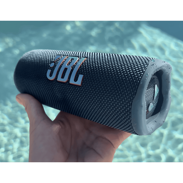 רמקול בלוטות' JBL Flip 6 - חוויה עוצמתית וניידת