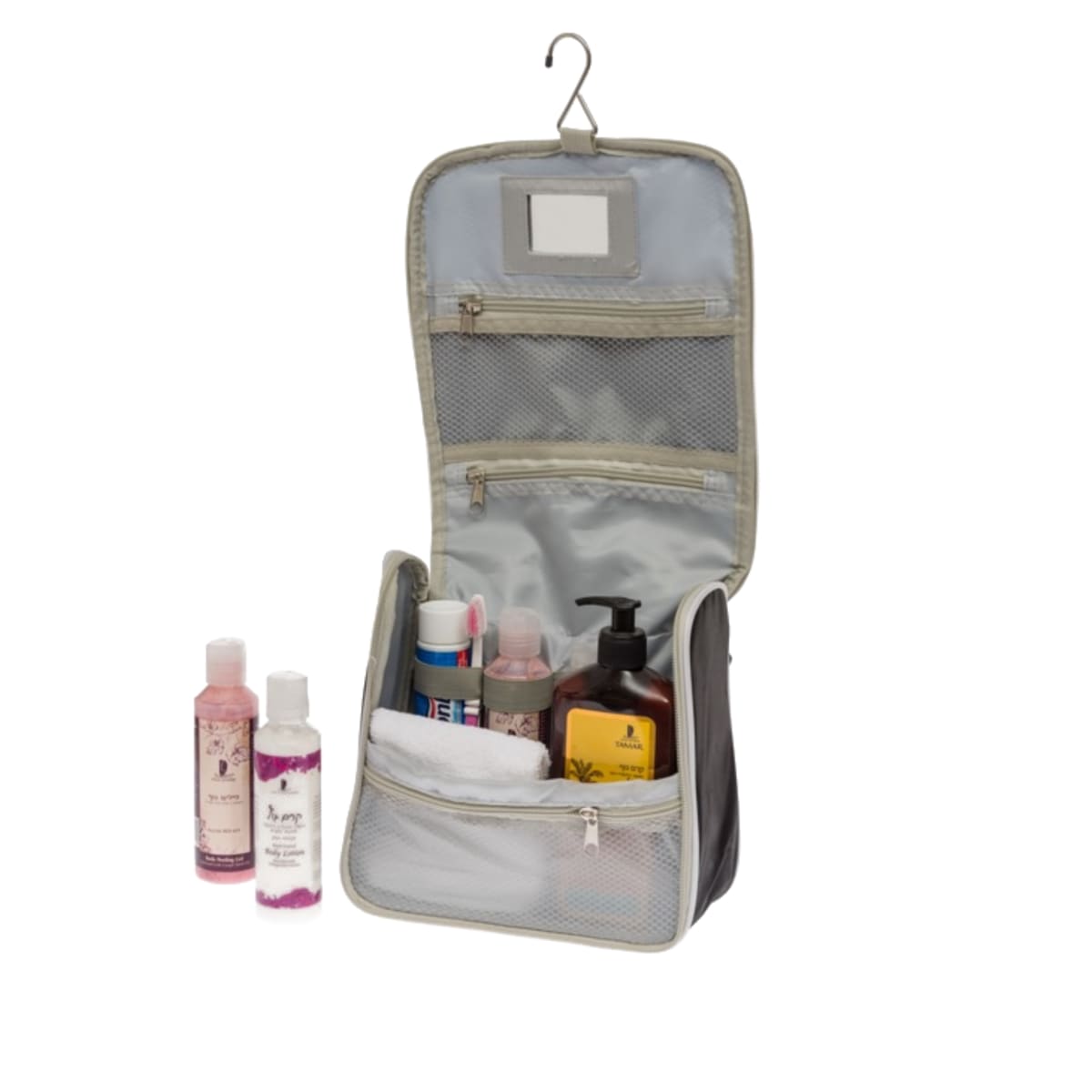 תיק רחצה מבד קורדורא - הפתרון המושלם לנסיעות