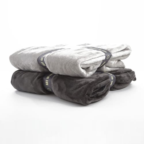 Premium Microfiber Blanket by Vardinon - Cozy Comfort