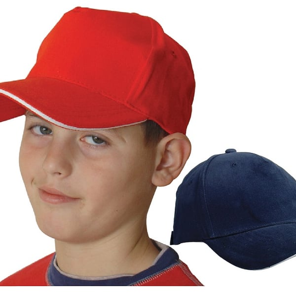 כובע בייסבול עם ציץ מתכתי - מתנה עסקית מעולה