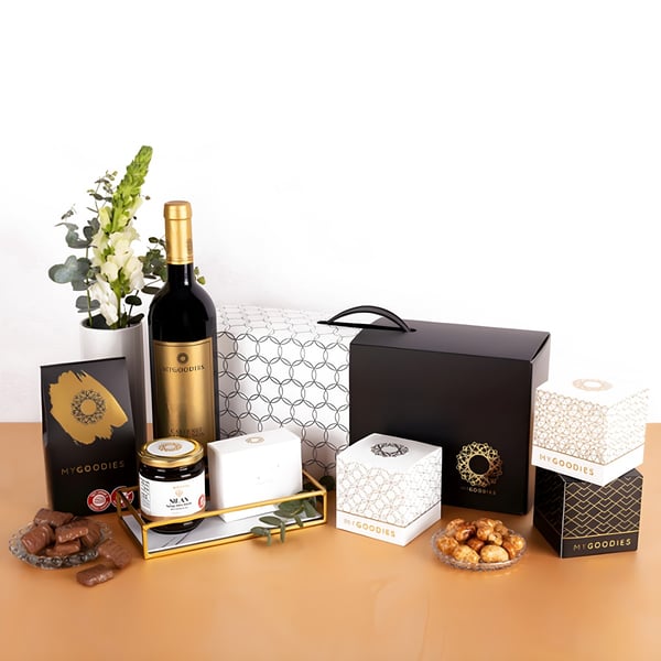 מארז יין ושוקולדים קסום - מבית קסיופאה