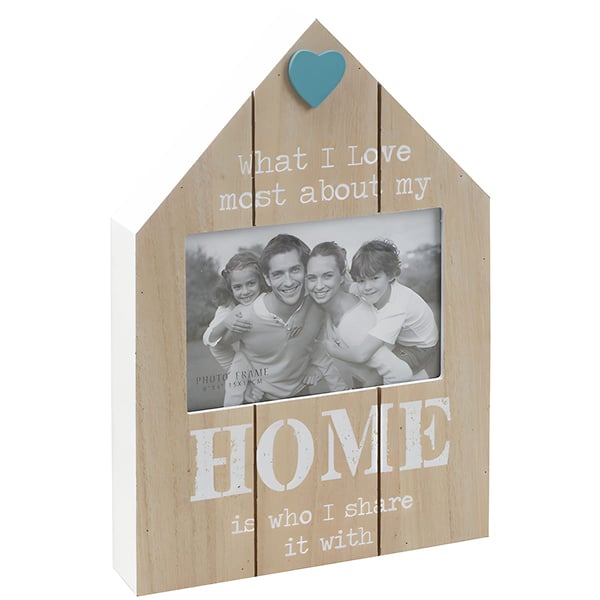 מסגרת עץ בעיצוב בית עם כיתוב HOME