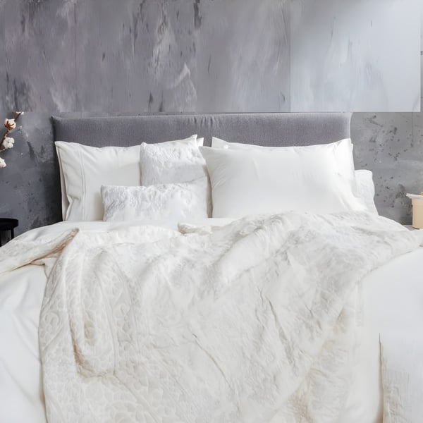 סט מצעים מעוצב מכותנה בגוון אפור