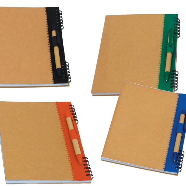 מחברת עם עט ממוחזר - מתנה אידיאלית לעובדים