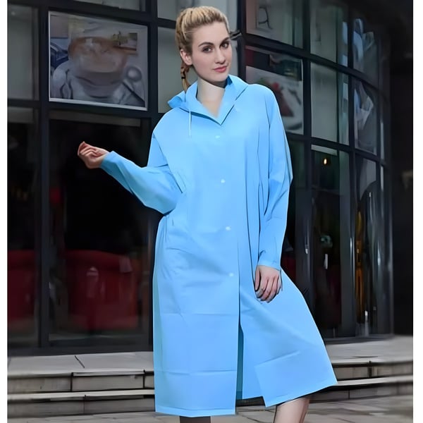 מעיל גשם אלגנטי במראה מודרני