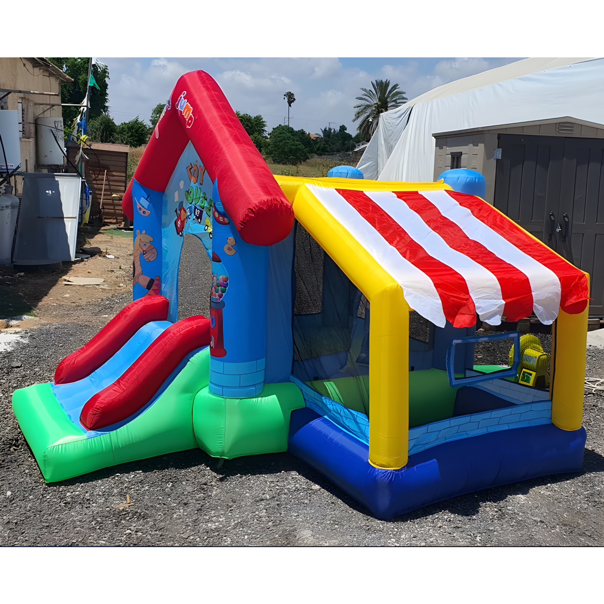 בית מתנפח עם מגלשה ובריכת כדורים מבית ג'אמפי ג'אמפ