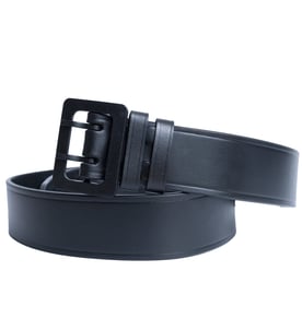 חגורת עור אלגנטית שחורה