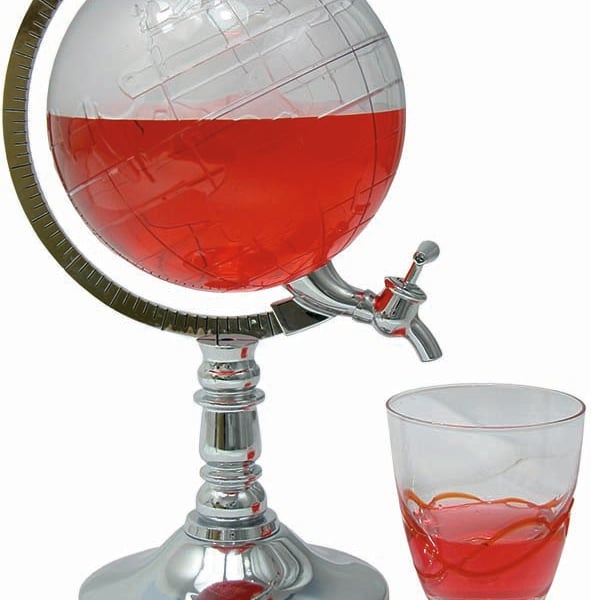 כסא יין כדורי - מתנה מעוררת השראה