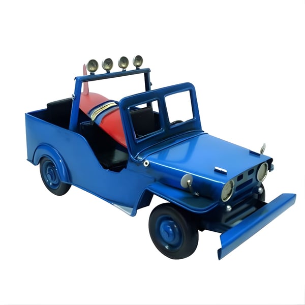 ג'יפ פתוח אדום עם גלשנים לילדים