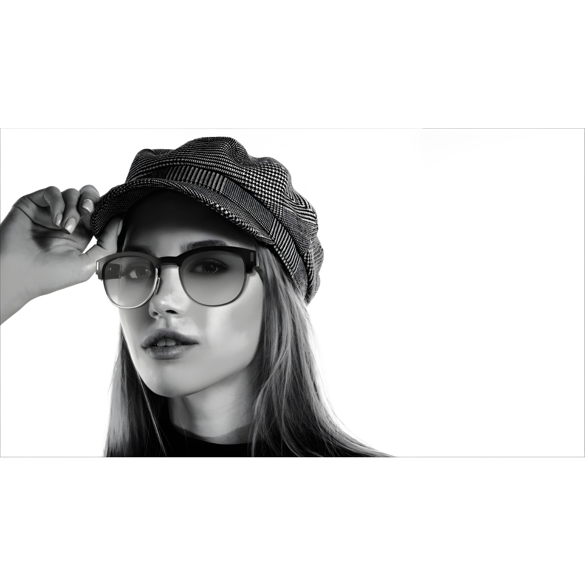 משקפי שמש חכמים עם טכנולוגיית H-Smart