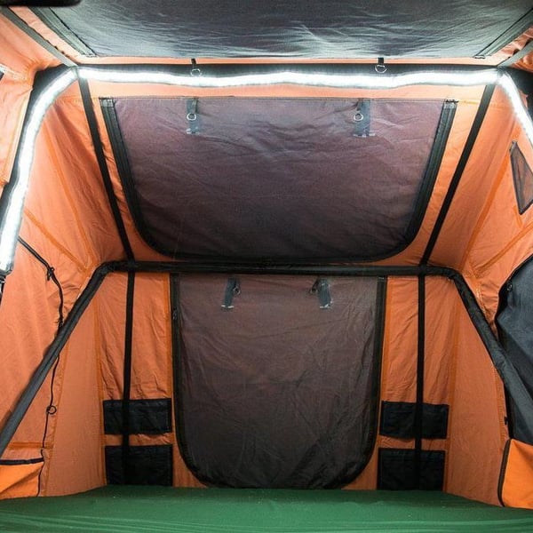 מארז טיול שטח מושלם – אוהל משפחתי גדול וערכת תאורה חזקה