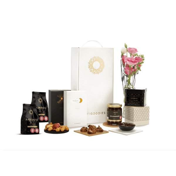 מארז מתוקים סאן לבן – פינוק ייחודי