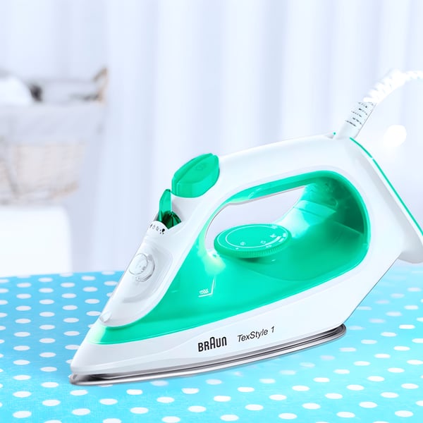 מגהץ אדים 2000W עם חימום מהיר תוך 35 שניות