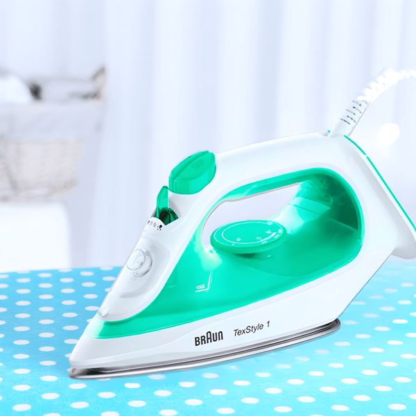 מגהץ אדים 2000W עם חימום מהיר תוך 35 שניות