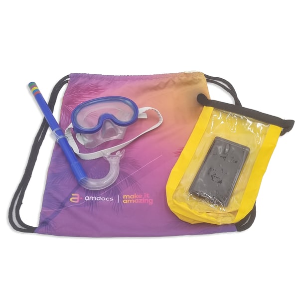 מארז צלילה מושלם: מסיכה, שנורקל וקייס לפלאפון